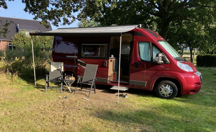 Camping-car Fiat La Strada automatique avec panneaux solaires !