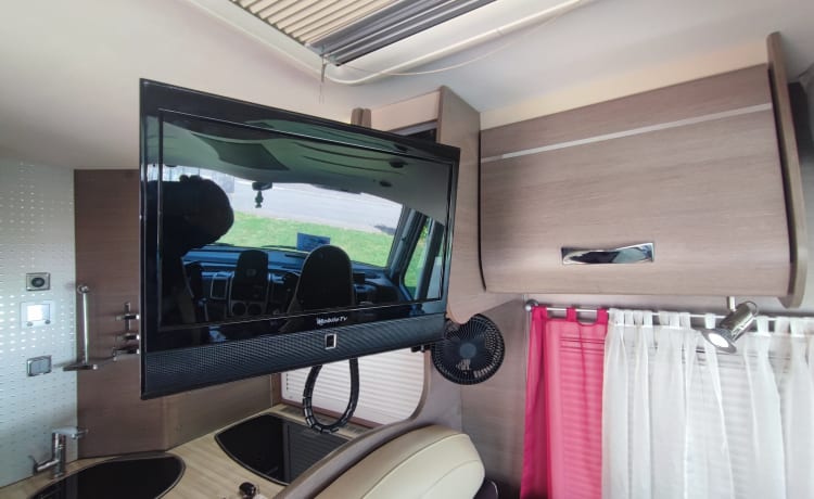 nicostef57810 – Integral HEAVYWEIGHT motorhome.