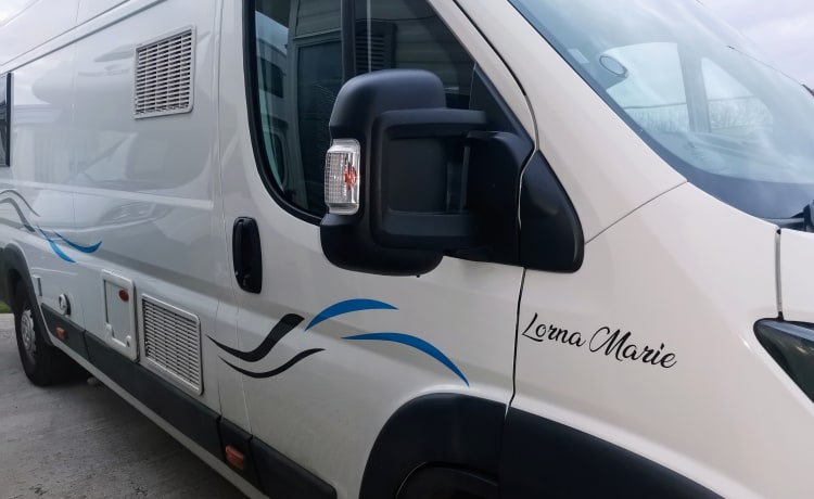 Lorna Marie – Lorna Marie our Luxury Camper 