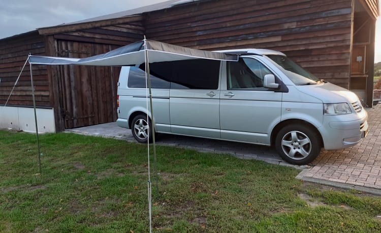 Volkswagen camper van for 4p