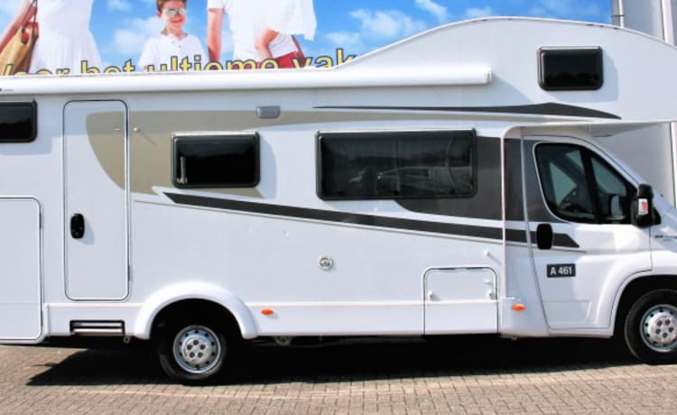 Hymer Carado A461 – Camping-car familial presque neuf - 6 personnes