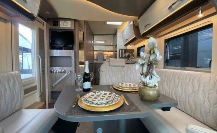 Very luxurious, spacious Burstner 728 Harmony line, single beds, air conditioning, EP Level
