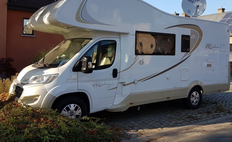 Camping-car familial spacieux à louer