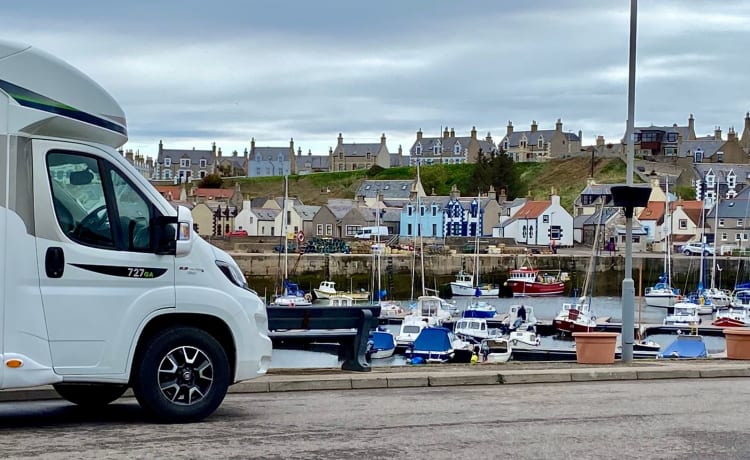 Flora (The Explorer) – Camperverhuur in het hart van de Moray Coast