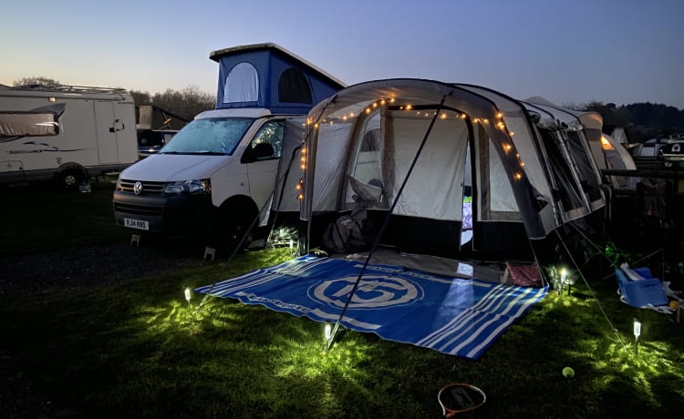 Stan – VW T5.1 - Camping-car 4 couchages 2014