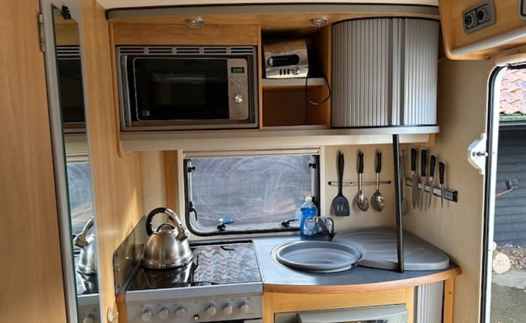 5 berth Ace Adventurer 635EK