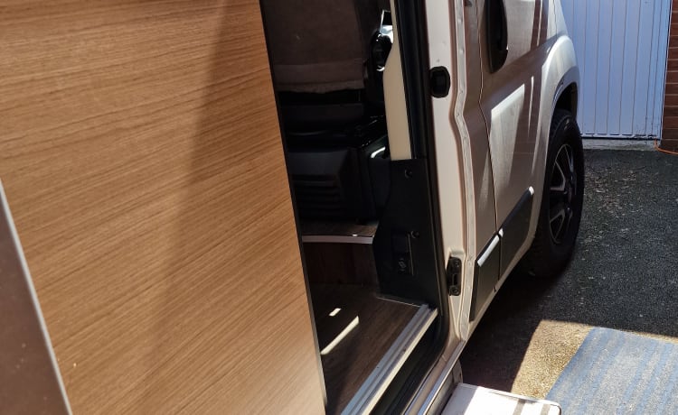 Camper Carado 3 posti letto del 2023