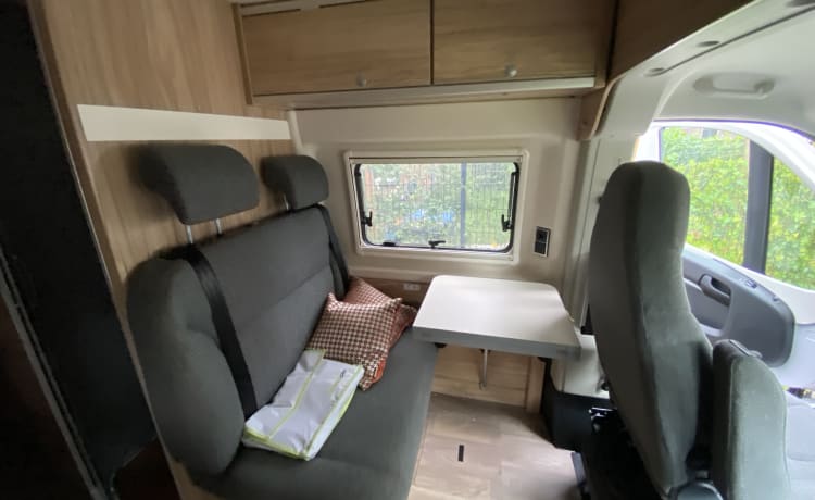 Hymer Grand Canyon (2021) voor 2 of 4 personen
