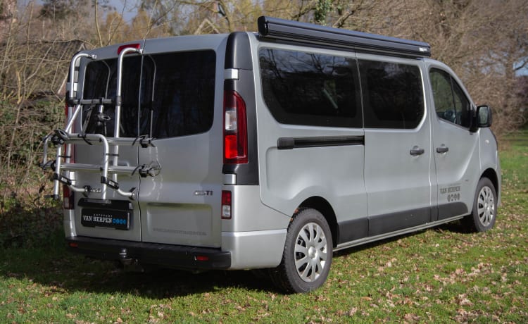 Daan │ Camping-car de luxe pour 2 personnes