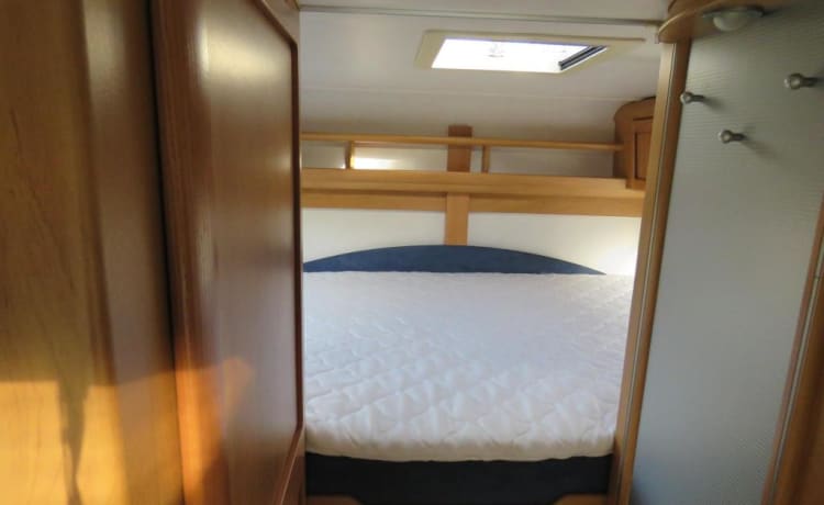 Hymer Camper with free Internet