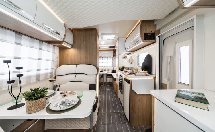 VIP 6 berth & 5 seatbelts – Huisdier ✅, WiFi, 2 tv's, fietsenrek, buiten dineren