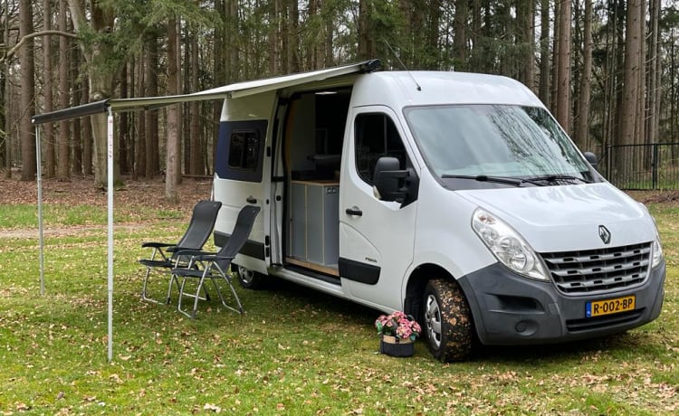 2p Renault bus uit 2011