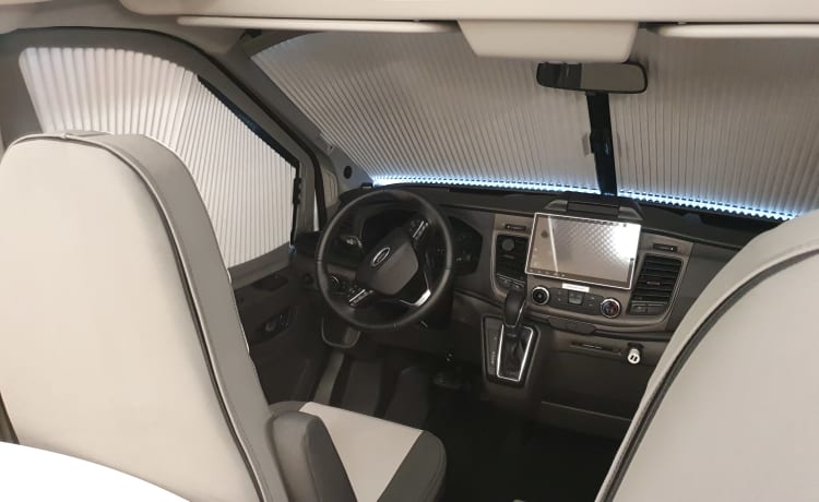 4p Ford semi-intégré à partir de 2022