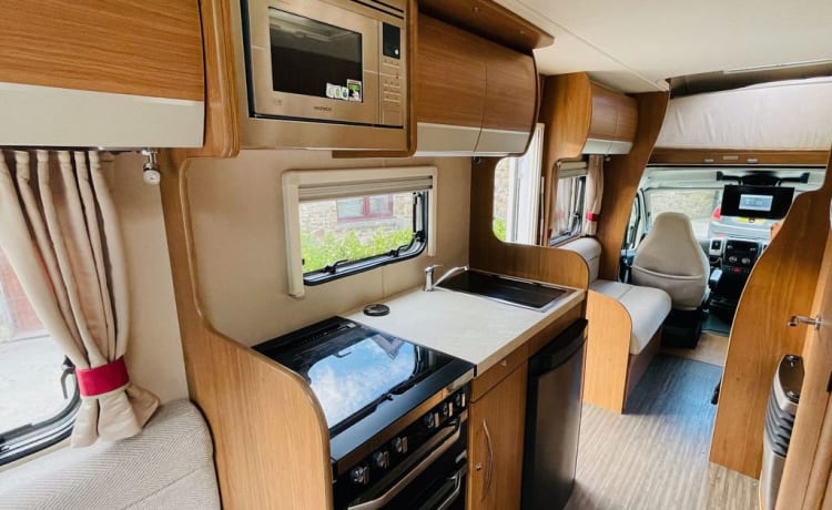 Franchesca – Fiat Auto-trail Imala 720