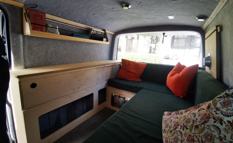 Confortable Volkswagen T6.1 personnalisé (automatique !)