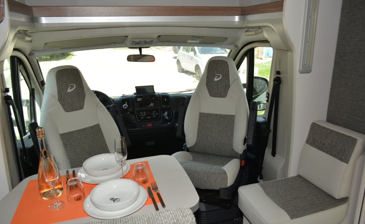 5star – Votre camping-car 5 étoiles. 