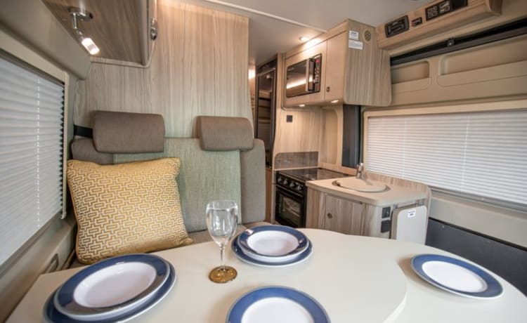 CV80 – Camper Fiat CV80 4 posti letto nuovo maggio 2023