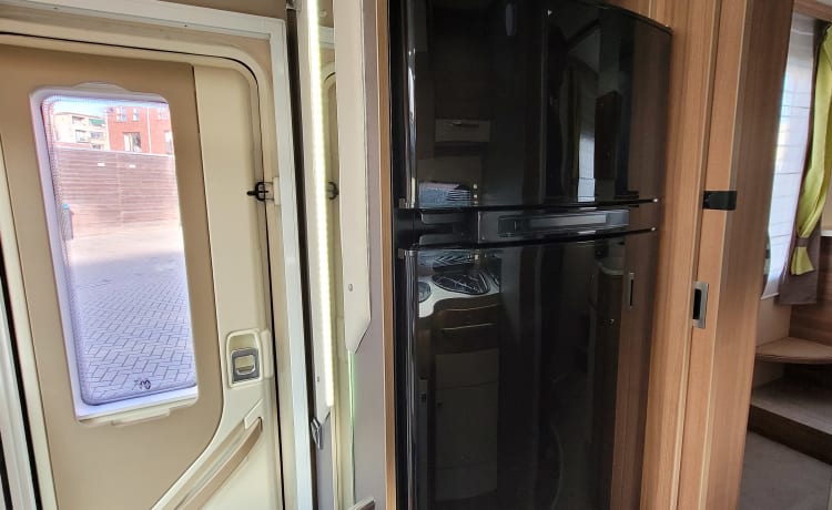 4 person Chausson Titanium (semi-integrated from 2014)