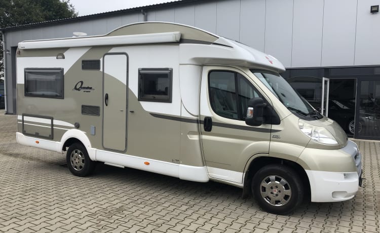 Johny – Praktischer Familiencamper