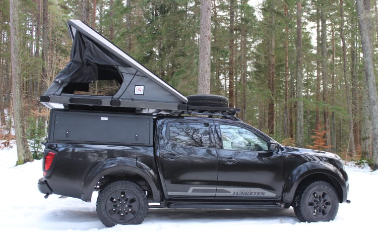 Highland Overland - Shackleton  – Overland Trucks à louer dans les Highlands écossais (aéroport d'Inverness)