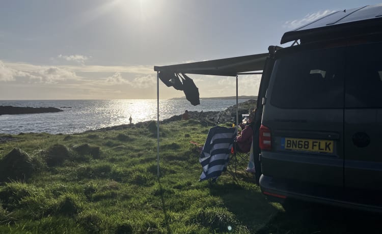 Vera – Fully equipped VW campervan 