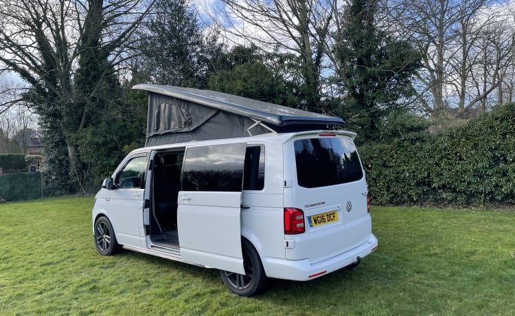 Caroline – T6 Luxury Conversion  - Dog Friendly, Insurance included