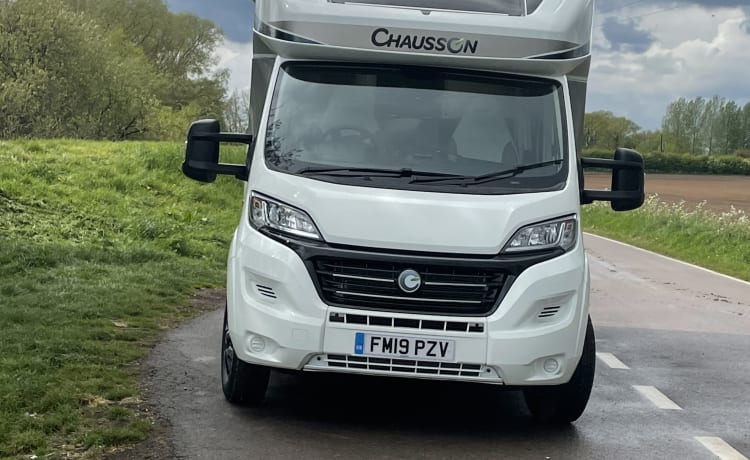 Archie the Automatic – Chausson halfintegraal met 4 slaapplaatsen uit 2019