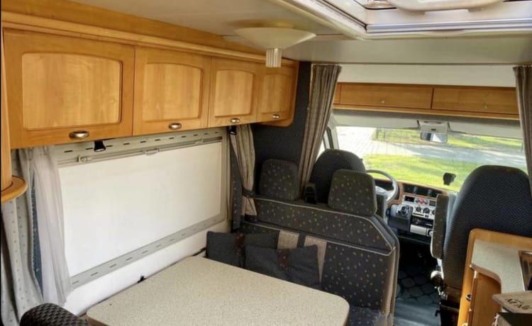 Bürstner T604 – Spacious camper with powerful engine