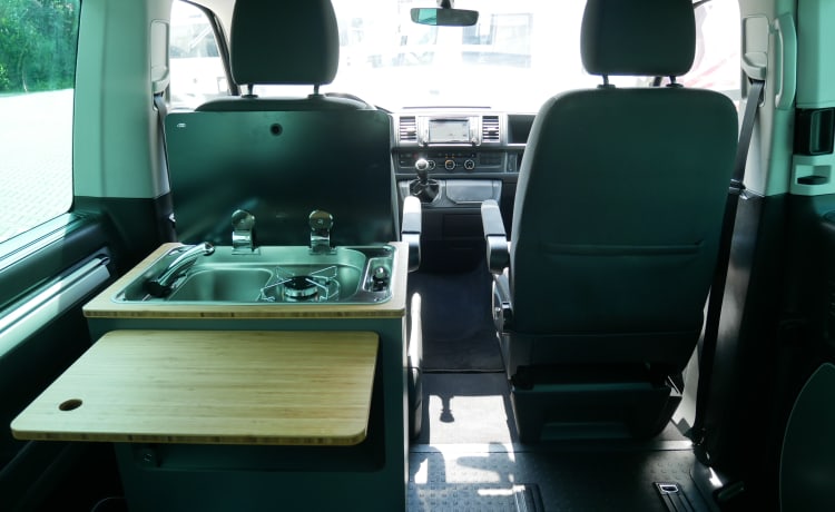 Volkswagen T6 Multivan 5 bis 7 Sitze mit Aufstelldach!