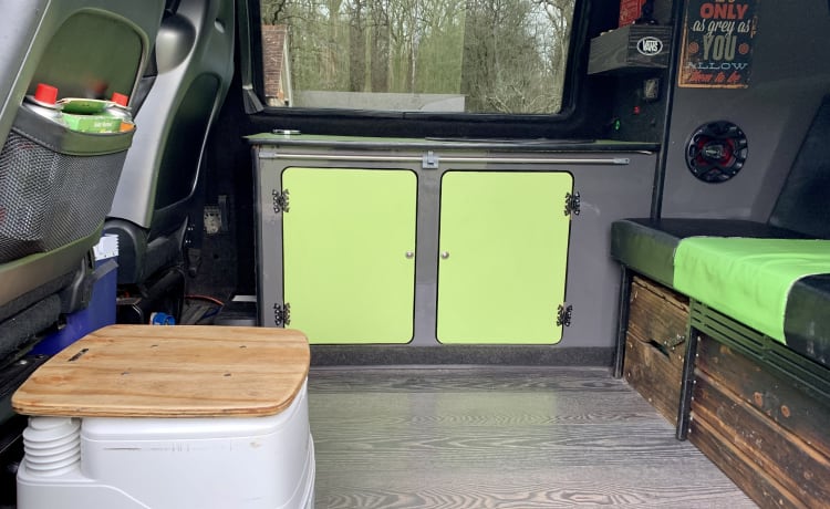 Moonraker – Maßgeschneiderter VW T4 Glamping, Thetford-Toilette KOSTENLOSE VERSICHERUNG