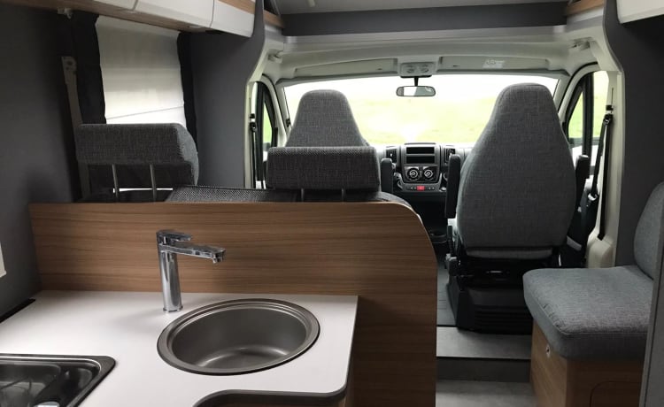 Just T6812 – Dethleffs motorhome for 2 persons