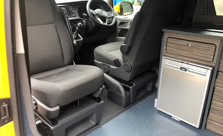 Horizon – 2020 VW T6.1 Campervan 4 couchettes