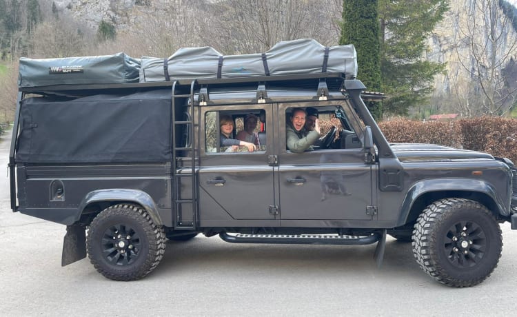 2016 Landrover Defender