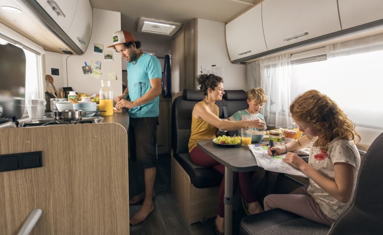 Sunlight A70 – Nieuwe ! Sunlight A70 Luxury Family camper