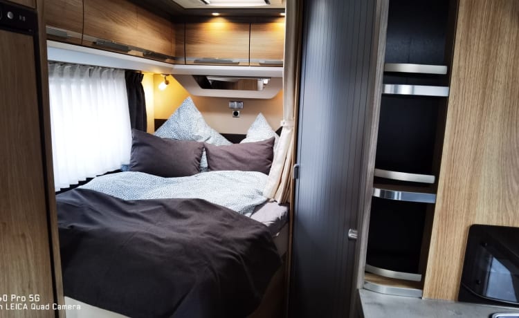 Huur voordelig een camper voor 4 personen, compleet ingericht