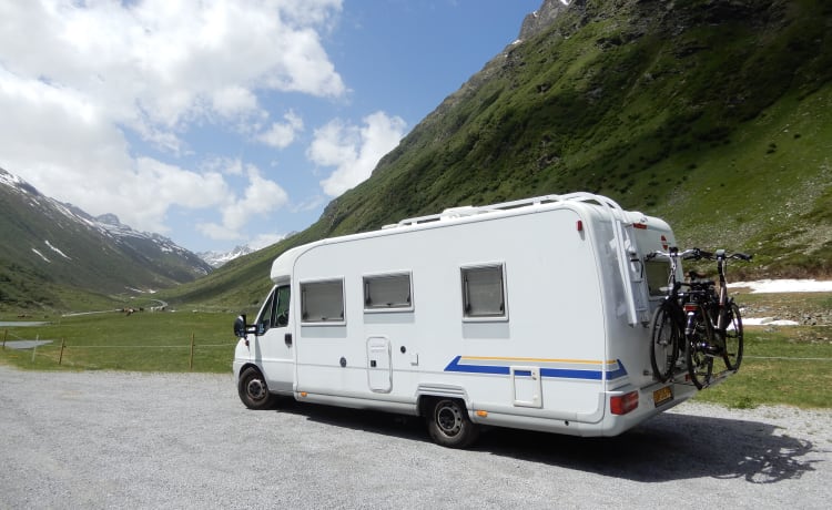 Fijne  2 persoons camper 