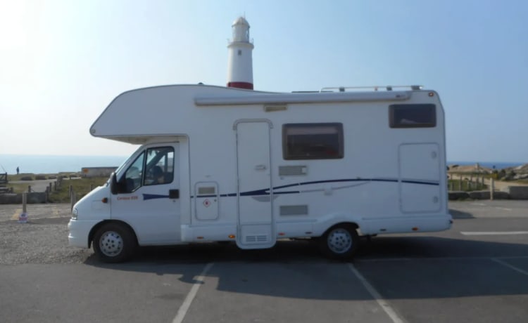 EASY 6 MOTORHOME HIRE JUST TURN UP AND GO