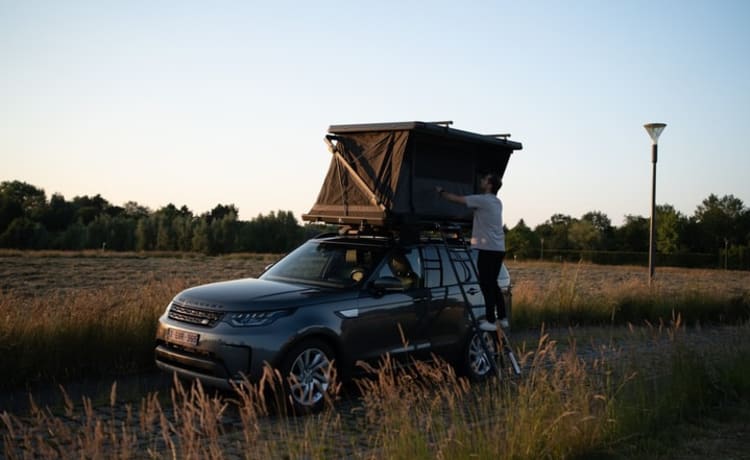 2p Land Rover Discovery rooftop uit 2019