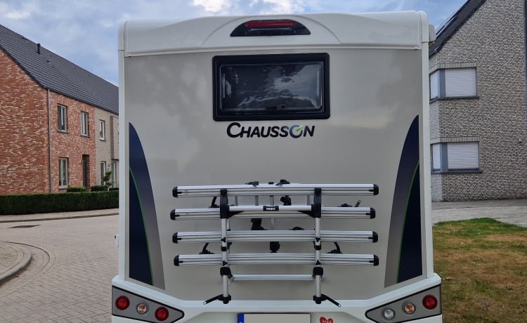 Chausson 720 Titanium Premium (separates Zimmer mit Etagenbett!)