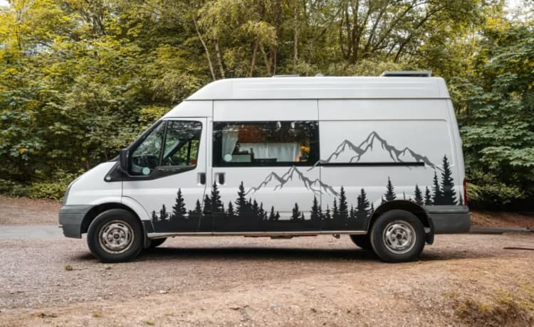 Zack  – High top off grid campervan 