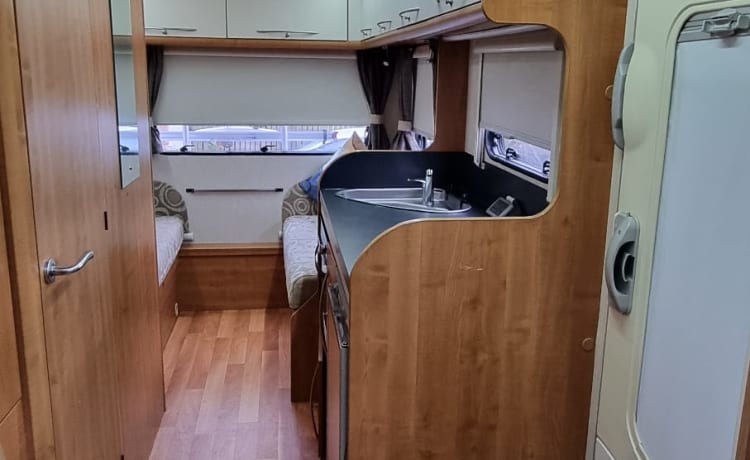 Tribute – Fantastic Family motorhome - 6 Berth