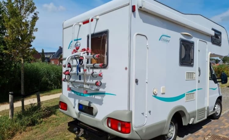 Compacte, gezellige Fiat alkoof camper