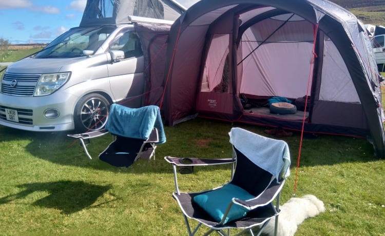 Viktor – Fourgonnette de camping automatique de luxe pour 4 personnes avec moteur V6 de 2,4 L