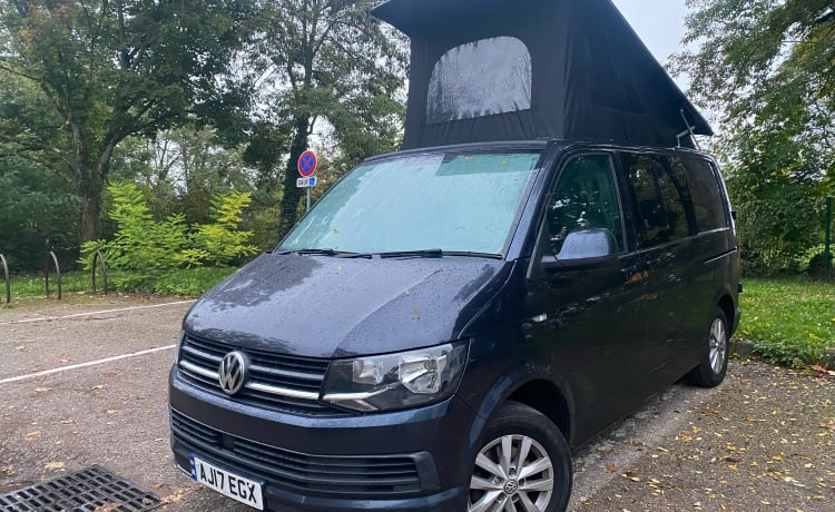 Jeeves – “Jeeves” 4-persoons Volkswagen campervan uit 2018