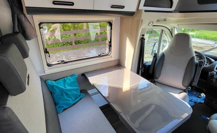 Sun Living S70sl – Camping-car neuf et chic avec lits simples de 2.10, tout équipé