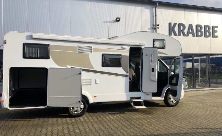 Elvis – Carado camper met veel ruimte voor 6 personen 