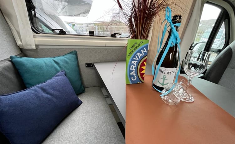 A75 SL – Camping-car SunLiving A75 SL Alkoven #Vacances en famille