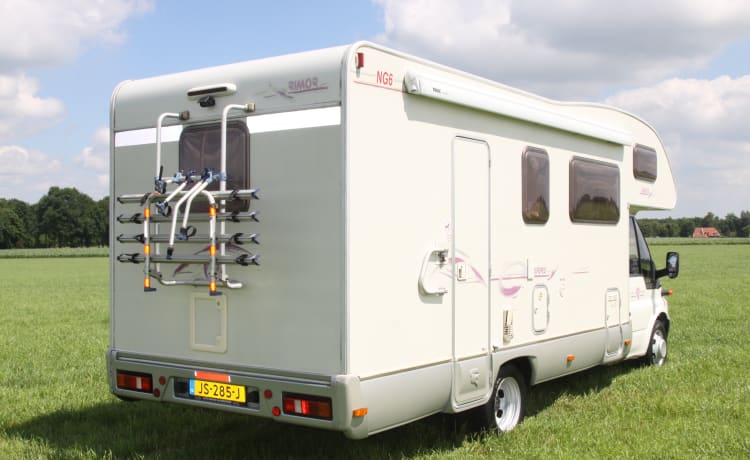 Rimor NG 6 – Rimor NG 6 camper with double bunks 7