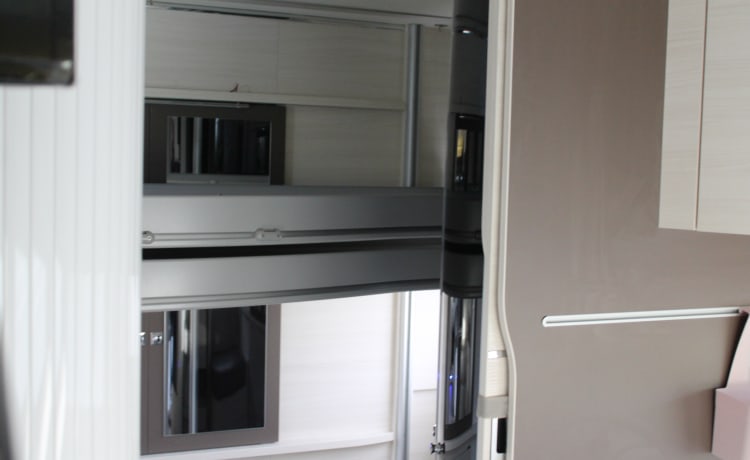 Forth – Spacious Family Motorhome