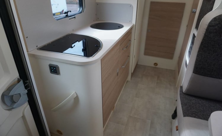 Connor the Commander – New 2024 large motorhome